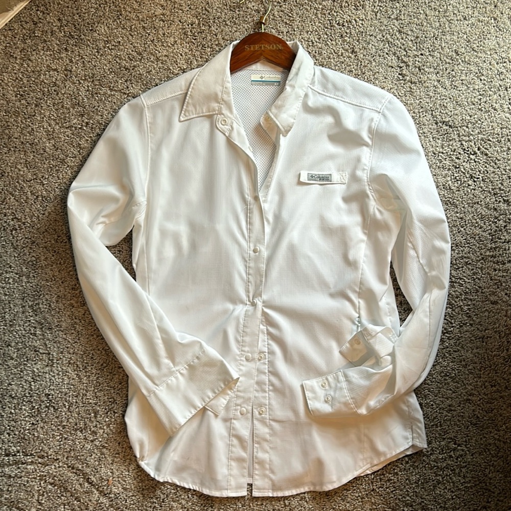 PFG Columbia women’s shirt
